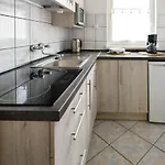 Jarzebinowa 9 *
