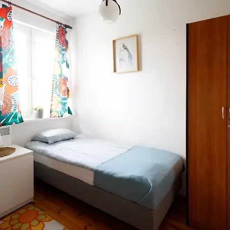 Holiday home Jarzebinowa 9 *