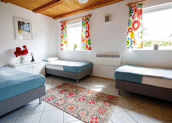 Jarzebinowa 9 * Rowy (Pomerania)