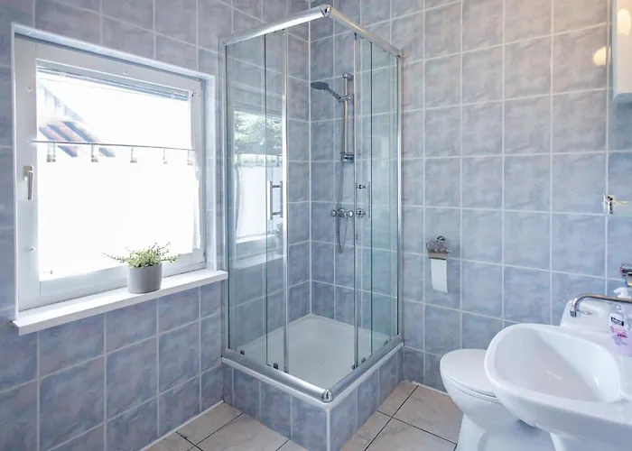 Jarzebinowa 9 * Rowy (Pomerania)